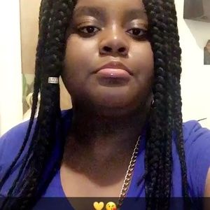 Meet your Posher, Melanie